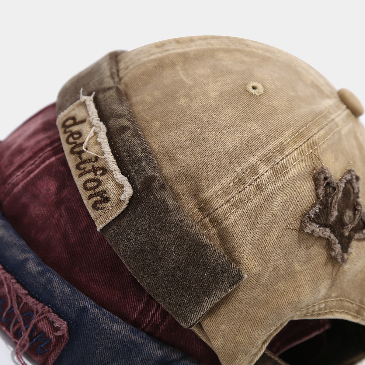Men's Embroidered Hat - Adjustable Cotton Geometric Skull Cap, Sunproof Handcrafted Funny Clothes Accessory, for Casual Travel, Hiphop Dance, Fits Various Head Sizes (Spring & Autumn), Men's Accessories